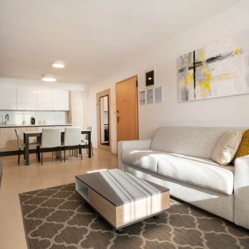 Apartament 4-osobowy z klimatyzacją z widokiem na morze z 2 pomieszczeniami sypialnianymi