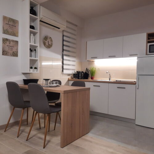 Erdgeschosses 3-Zimmer-Apartment für 6 Personen mit Klimaanlage