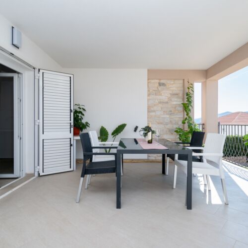 Apartament cu aer condiționat cu vedere spre mare cu 1 camera pentru 3 pers. A-4141-a