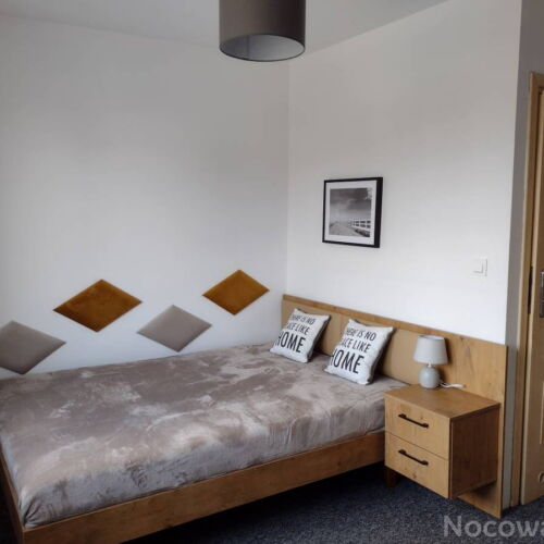 Camera dubla cu duș cu grădină