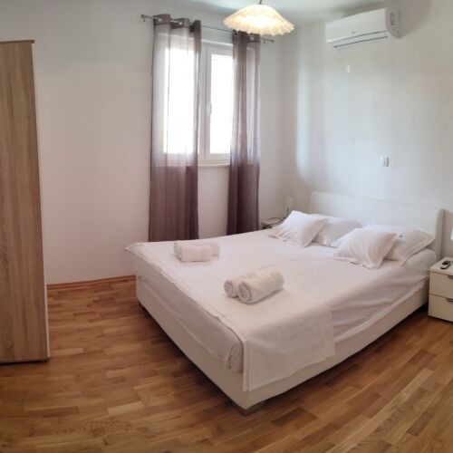 Apartament 3-osobowy z klimatyzacją z 1 pomieszczeniem sypialnianym A-20510-c