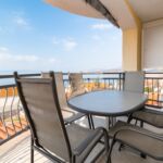 Apartman s klimatizací pro 8 os. se 4 ložnicemi s výhledem na moře A-20556-a