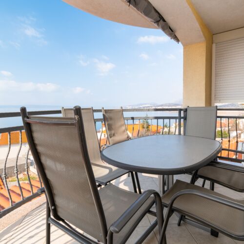 Pogled na more Klimatiziran apartman za 8 osoba(e) sa 4 spavaće(om) sobe(om) A-20556-a