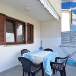 Apartman s klimatizací s terasou pro 4 os. s 1 ložnicí A-20706-b