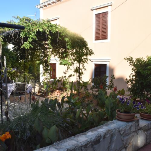 Apartament cu aer condiționat cu vedere spre mare cu 2 camere pentru 5 pers. A-20783-b