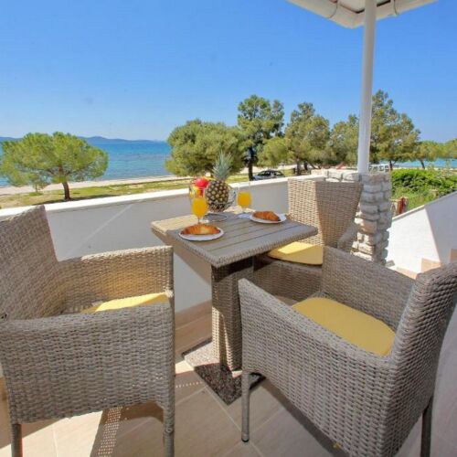 Pogled na more Klimatiziran apartman za 4 osoba(e) sa 1 spavaće(om) sobe(om) A-21005-a