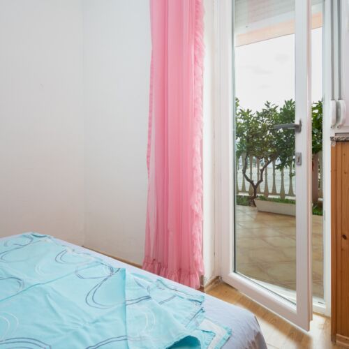 Klimatiziran Sa terasom sa francuskim krevetom soba S-21123-a