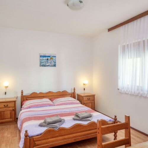 2-Zimmer-Apartment für 5 Personen mit Klimaanlage und Terasse A-21148-a