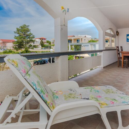 Klimatiziran Sa terasom apartman za 4 osoba(e) sa 2 spavaće(om) sobe(om) A-21752-a