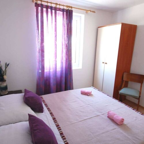 Apartament 4-osobowy z klimatyzacją z balkonem z 2 pomieszczeniami sypialnianymi A-21773-c