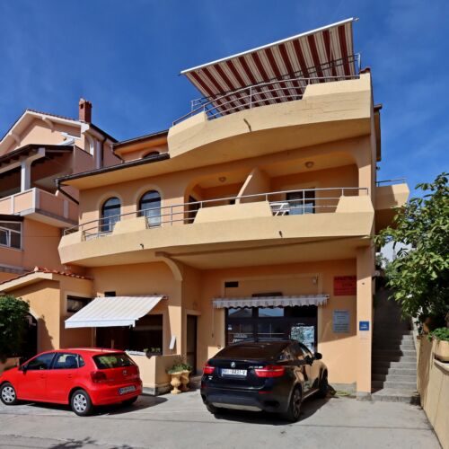 Pogled na more Klimatiziran apartman za 5 osoba(e) sa 2 spavaće(om) sobe(om) A-21808-b