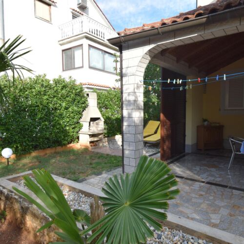 1-Zimmer-Apartment für 3 Personen mit Klimaanlage und Terasse A-21846-b