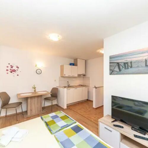 Klimatiziran Mali balkon apartman za 2 osoba(e) sa 1 spavaće(om) sobe(om) AS-22071-a