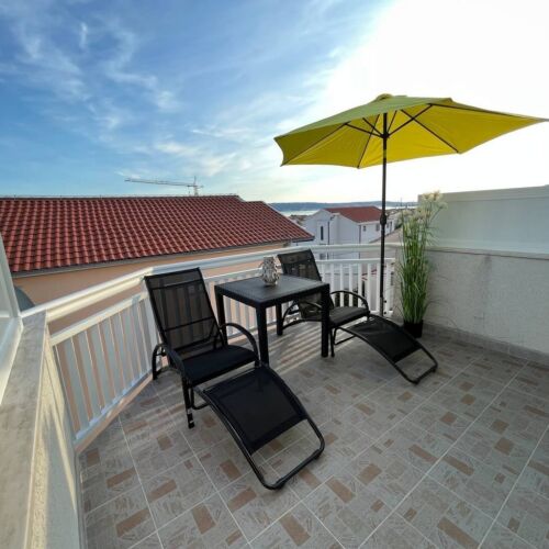 Pogled na more Klimatiziran apartman za 6 osoba(e) sa 2 spavaće(om) sobe(om) A-22071-c
