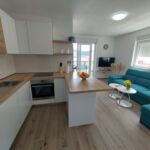 Tengerre néző légkondicionált 4 fős apartman 1 hálótérrel A-22157-a