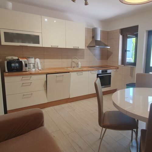 Klimatiziran Sa terasom apartman za 6 osoba(e) sa 2 spavaće(om) sobe(om) A-22227-b