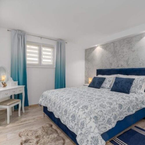 Klimatiziran Sa terasom apartman za 5 osoba(e) sa 2 spavaće(om) sobe(om) A-22308-a