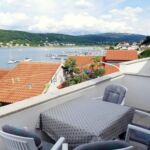 Pogled na more Klimatiziran apartman za 4 osoba(e) sa 2 spavaće(om) sobe(om) A-22365-d