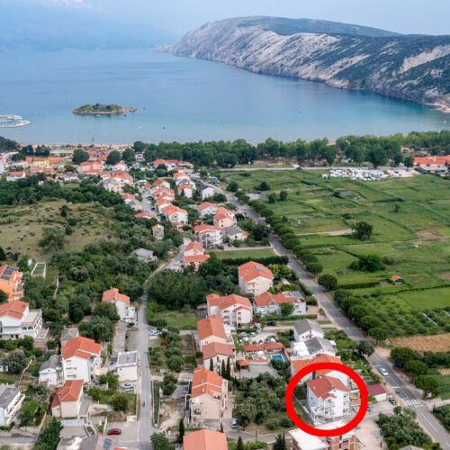 Apartament 5-osobowy z klimatyzacją z balkonem z 1 pomieszczeniem sypialnianym A-22558-a