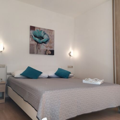 Apartament 4-osobowy z klimatyzacją z widokiem na morze z 2 pomieszczeniami sypialnianymi A-22598-b