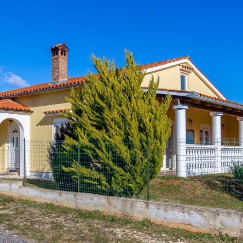 2-Room Air Conditioned Apartment for 5 Persons with Terrace K-22761