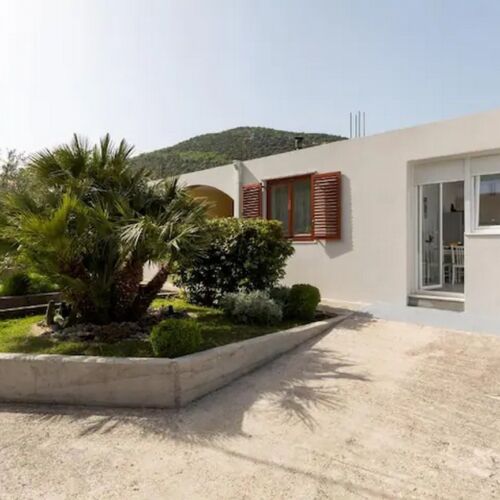 Apartament 4-osobowy z klimatyzacją z tarasem z 2 pomieszczeniami sypialnianymi A-22793-a