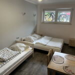 Basement 1-Room Apartment for 3 Persons with Shower