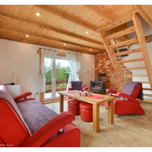 Domek drewniany 7-osobowy z prysznicem z widokiem na góry