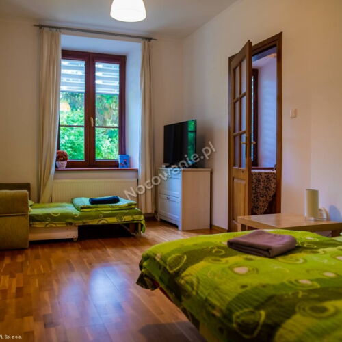 Apartament 6-osobowy z 2 pomieszczeniami sypialnianymi