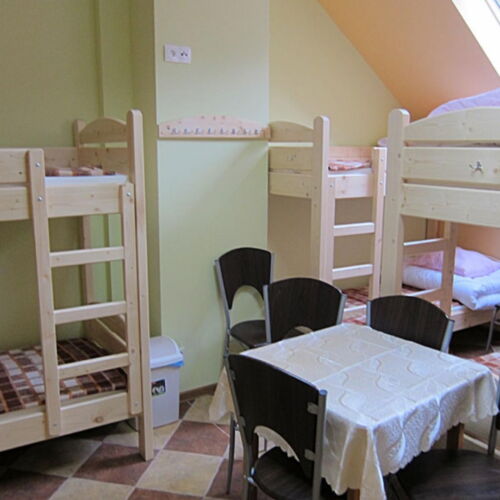 Pokój 4-osobowy  (możliwa dostawka)