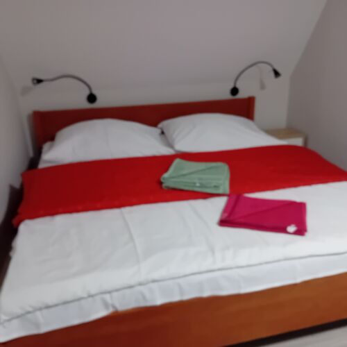 Standard Einzelzimmer im Dachgeschoss (Zusatzbett möglich)