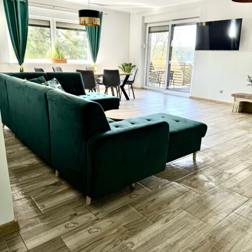 Apartament 5-osobowy na piętrze z widokiem na jezioro z 2 pomieszczeniami sypialnianymi