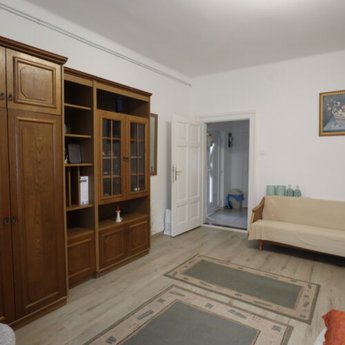 Apartament familial(ă) la parter cu 2 camere pentru 4 pers.