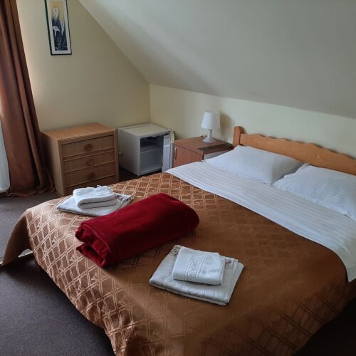 (jako celek) pro 1 os. (s možností přistýlky)