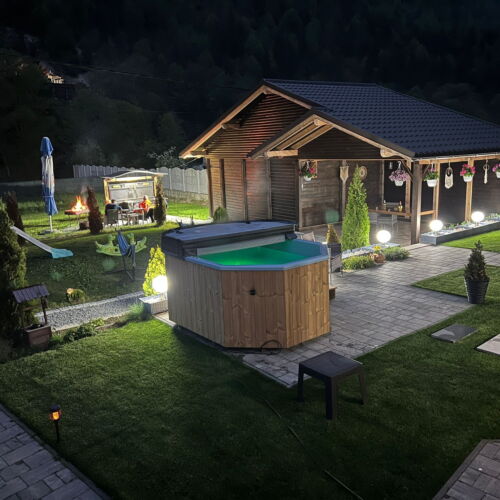 Holiday Home for 10 Persons (extra bed available)