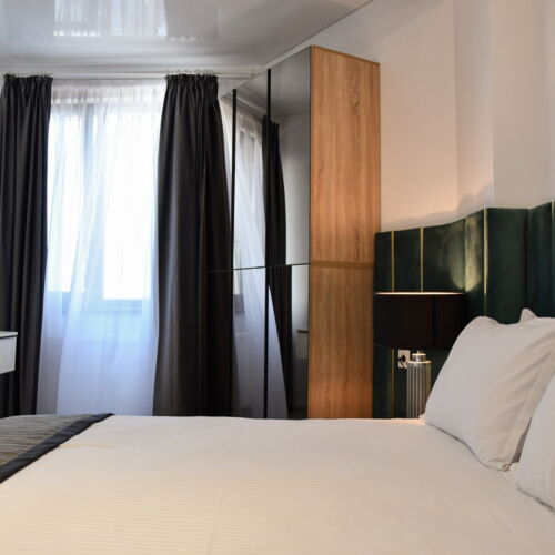 Apartament premium cu vedere spre mare cu 3 camere pentru 6 pers.