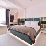 Apartament 4-osobowy Premia z widokiem na morze z 2 pomieszczeniami sypialnianymi