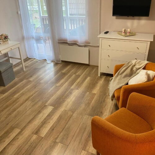 Domek letniskowy 4-osobowy Przyjazny podróżom rodzinnym z tarasem (możliwa dostawka)