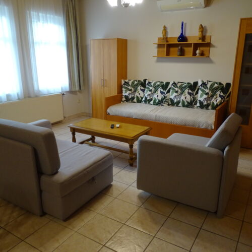 Panoramic Mansard 3-Room Apartment for 5 Persons