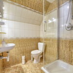 Twin Room with Shower and Garden