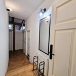 Apartament 5-osobowy na poddaszu Przyjazny podróżom rodzinnym z 2 pomieszczeniami sypialnianymi (możliwa dostawka)
