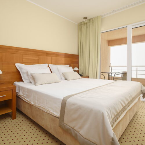 Camera cvadrupla family cu balcon