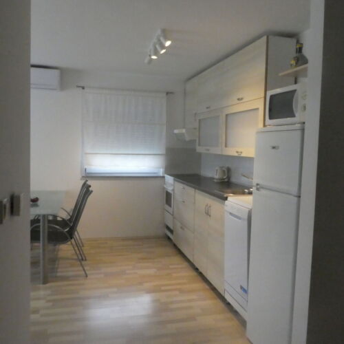 2-Zimmer-Apartment für 4 Personen Obergeschoss mit Klimaanlage