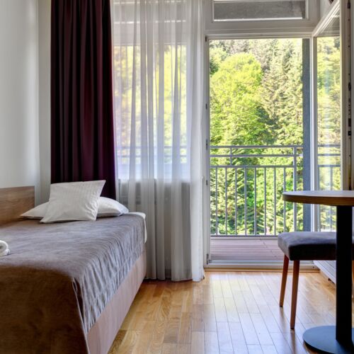 Lux Single Room