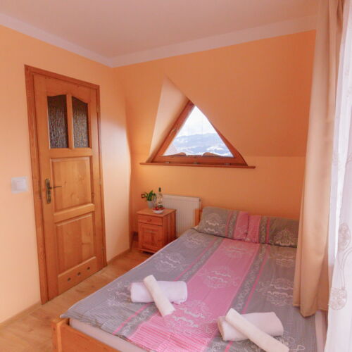 Mountain View Twin Room