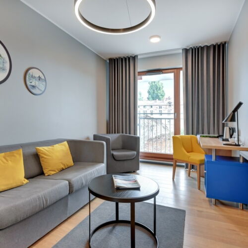 Apartament studio family cu 2 camere pentru 4 pers.