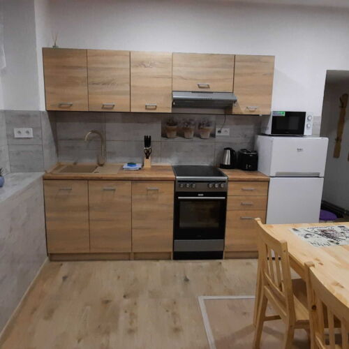 Apartment for 3 Persons with Shower and Kitchenette (extra bed available)