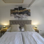 Art  Suita s manželskou postelí s 1 ložnicí (s možností přistýlky)