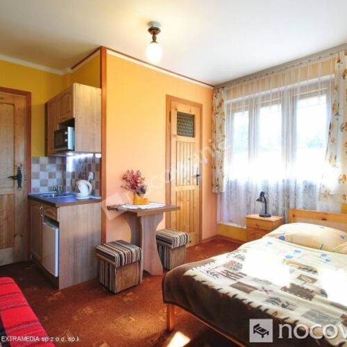 Pokój 3-osobowy z balkonem z aneksem kuchennym