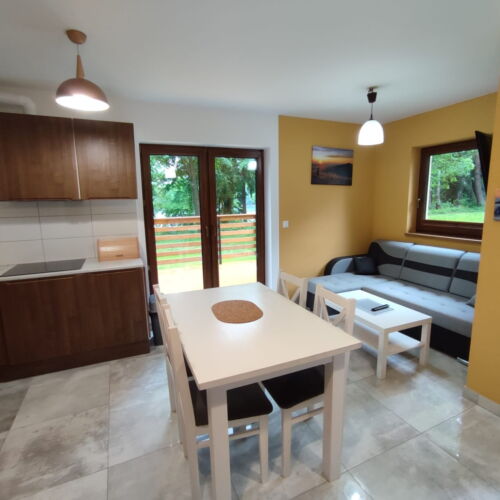 Domek całoroczny 8-osobowy cały dom z tarasem